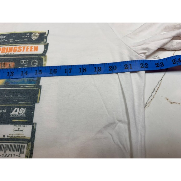 Lot of 2 Music Graphic T-Shirts Bella Canvas Outlash Cassette Tape Red White L - Picture 11 of 11